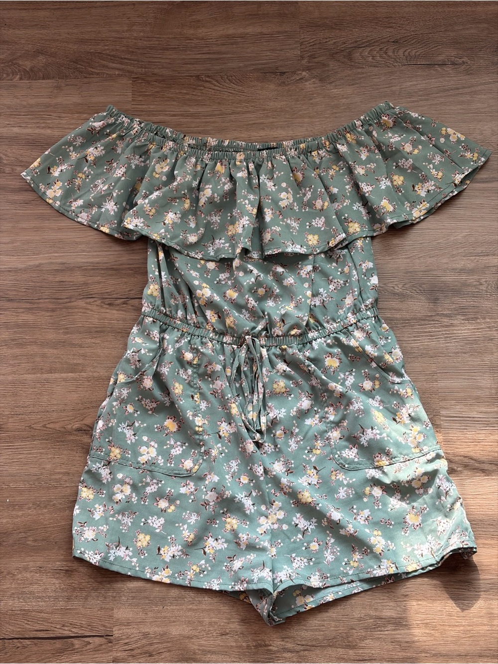 Green Earthy Floral Cottagecore Off the Shoulder Romper Size M